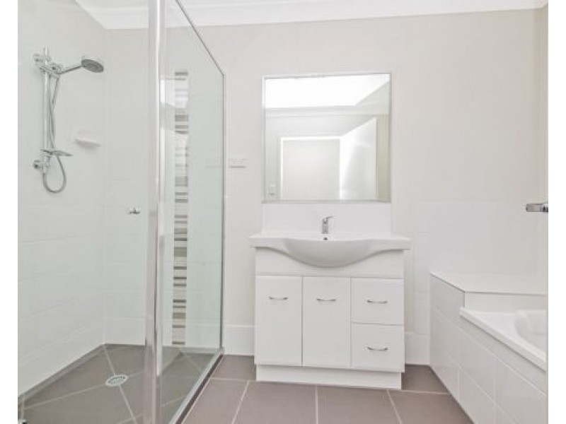 42 Harvard Street, Pimpama QLD 4209