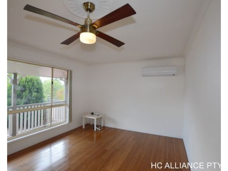 16 Tasman Court, Boronia Heights QLD 4124