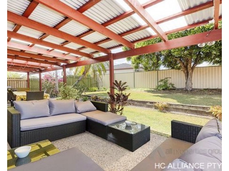 23 Regency Drive, Regents Park QLD 4118