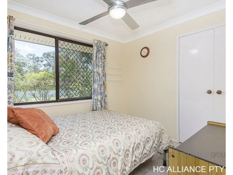 23 Regency Drive, Regents Park QLD 4118