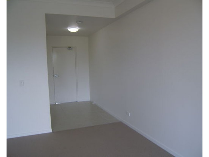 64/2 Acacia Court, Robina QLD 4226