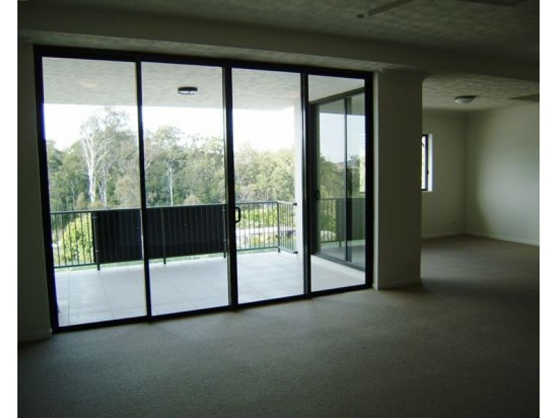 64/2 Acacia Court, Robina QLD 4226