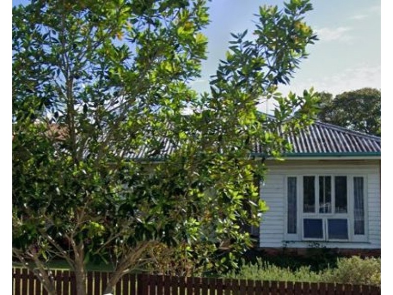 71 Pohlman St, Southport QLD 4215