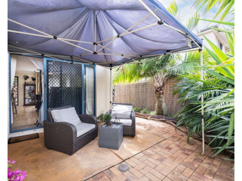 2/60-62 Beattie Road, Coomera QLD 4209