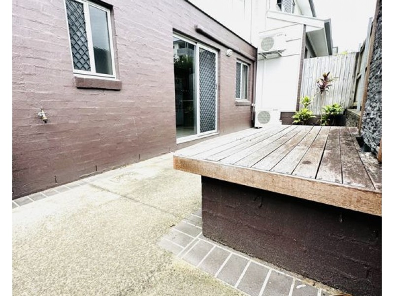 Unit 2/27 Anzac Road, Carina Heights QLD 4152