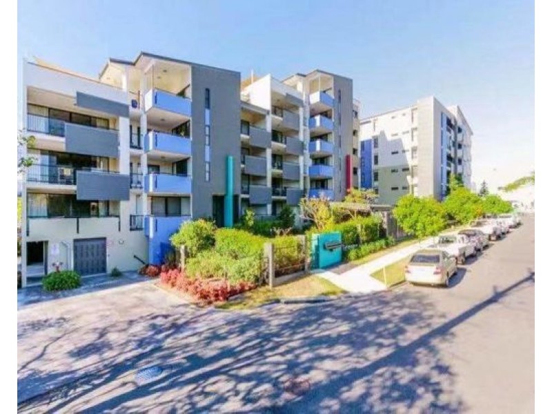 2180 Logan Road, Upper Mount Gravatt QLD 4122