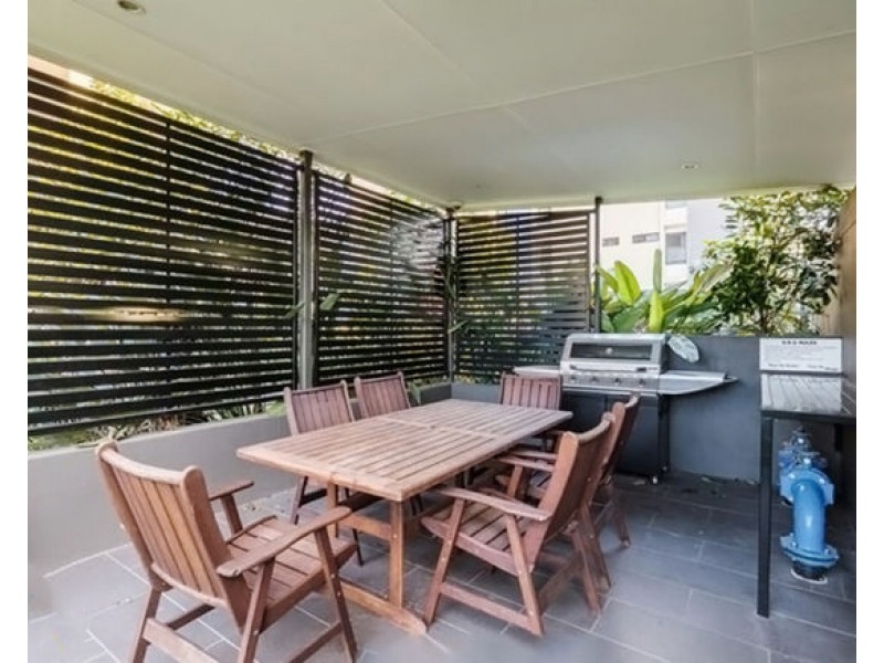 2180 Logan Road, Upper Mount Gravatt QLD 4122