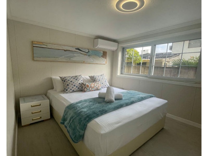 1/33 Sunrise boulevard, Surfers Paradise QLD 4217