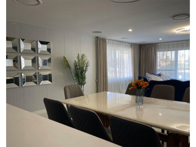 2/33 Sunrise Boulevard, Surfers Paradise QLD 4217
