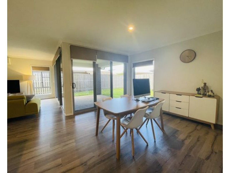 81 Swan Road, Pimpama QLD 4209