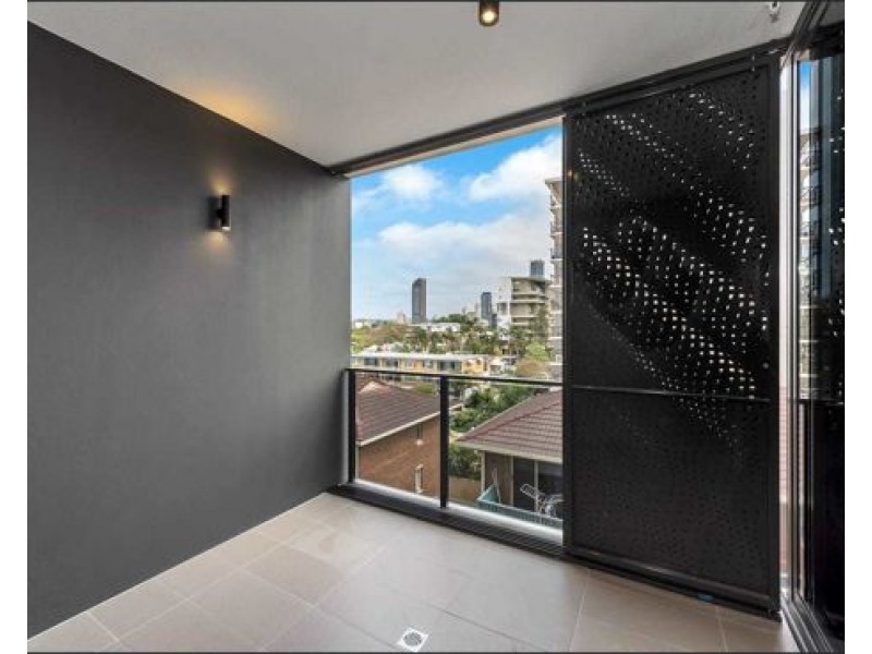 411/232 Wellington Road, Kangaroo Point QLD 4169