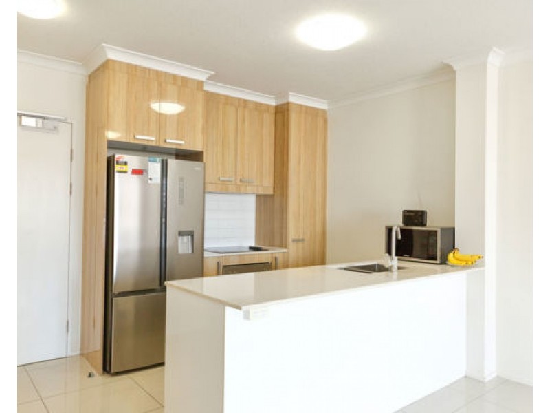 304 133 Scarborough Street Southport, Southport QLD 4215