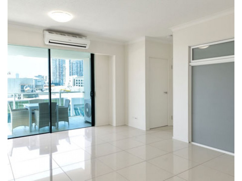 304 133 Scarborough Street Southport, Southport QLD 4215