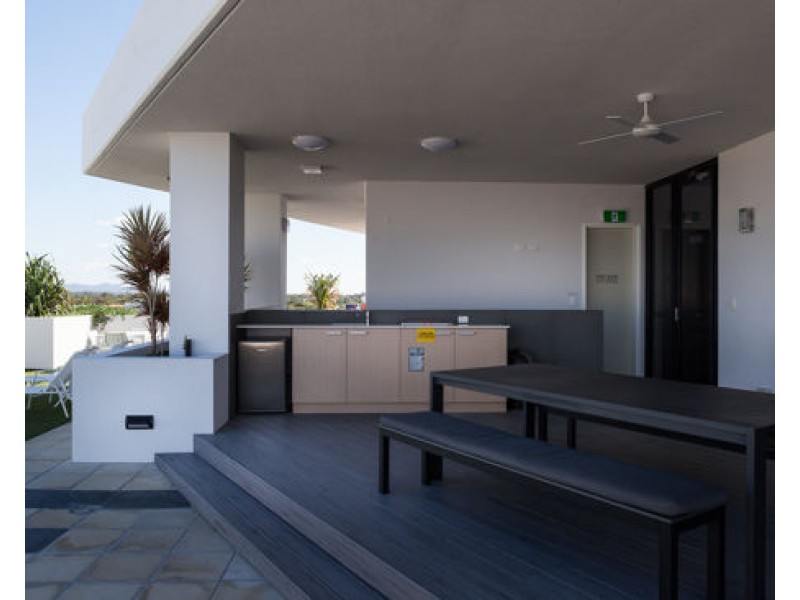 304 133 Scarborough Street Southport, Southport QLD 4215