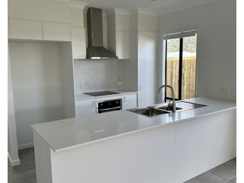 31 Tulloch Street, Logan Reserve QLD 4133