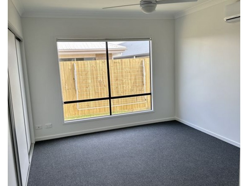 31 Tulloch Street, Logan Reserve QLD 4133