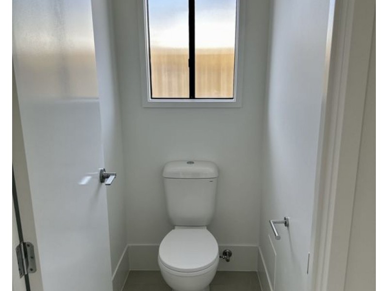 31 Tulloch Street, Logan Reserve QLD 4133