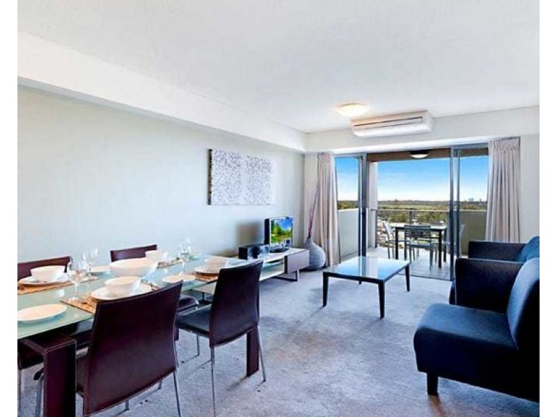 2502/111 Lindfield road,, Helensvale QLD 4212