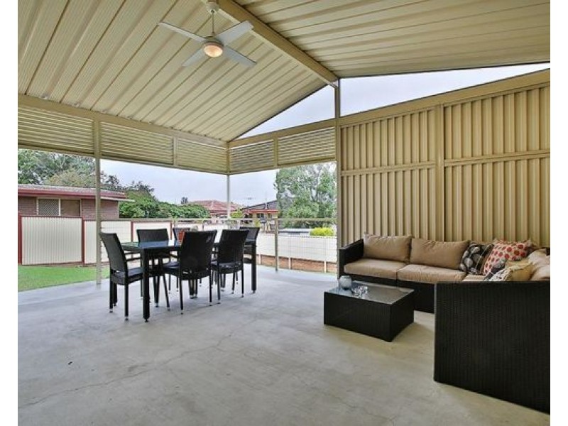 10 Chiniala St, Mansfield QLD 4122