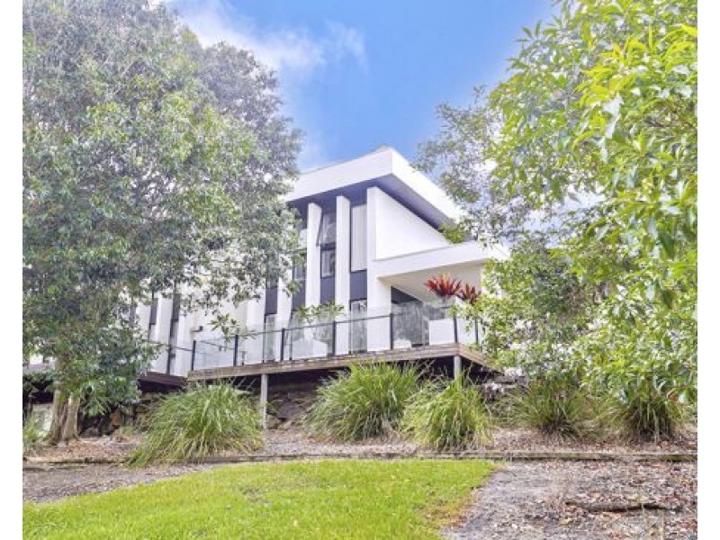 63 Easthill Dr, Robina QLD 4226