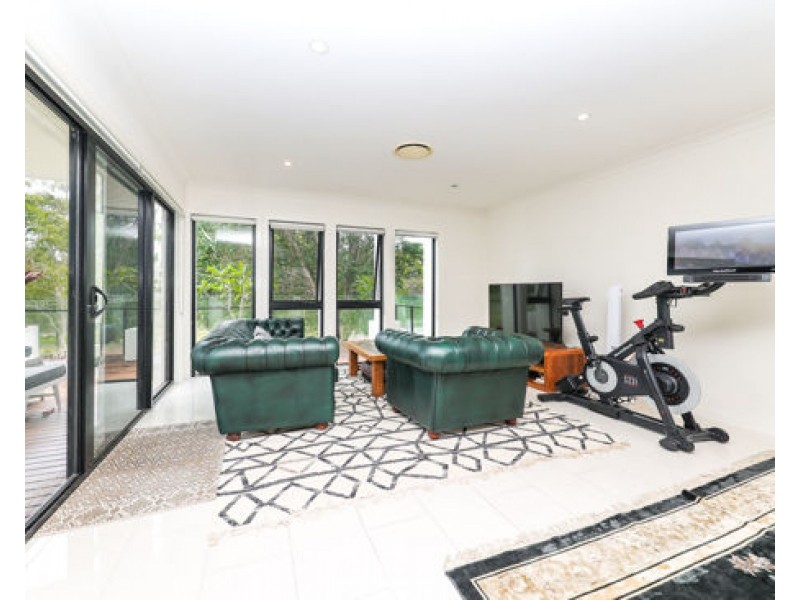 63 Easthill Dr, Robina QLD 4226