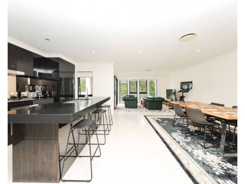 63 Easthill Dr, Robina QLD 4226