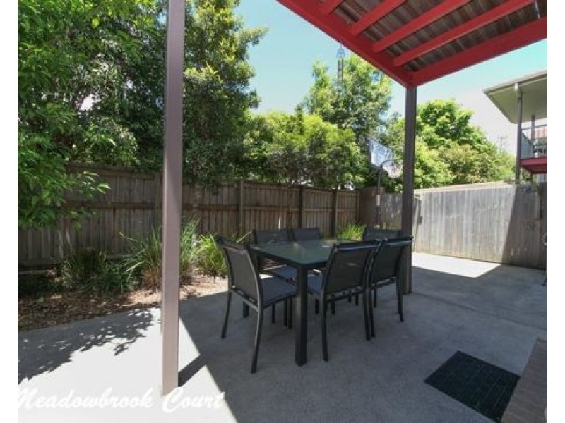 34-42 University Drive, Meadowbrook QLD 4131