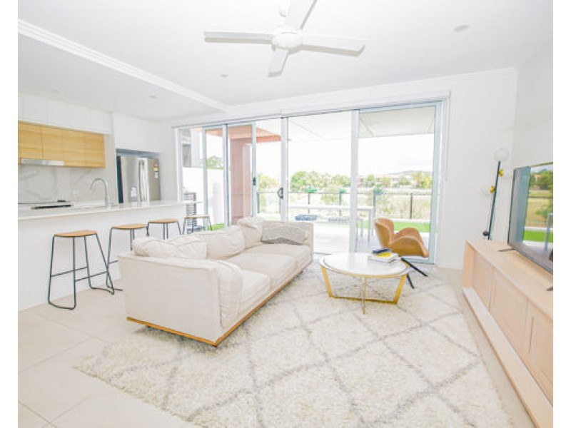 212 2 Bella Ave, Robina QLD 4226