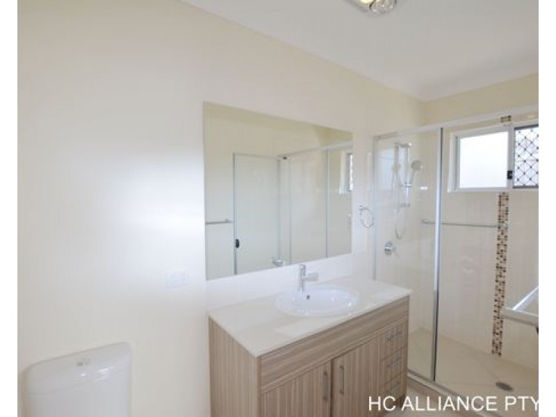 2 ROBERTS CRES, Bellbird Park QLD 4300
