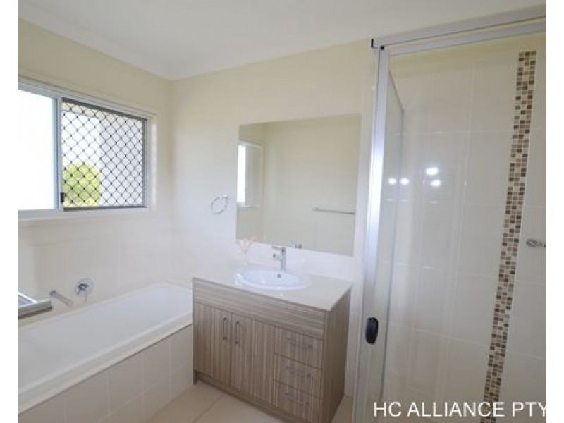 2 ROBERTS CRES, Bellbird Park QLD 4300