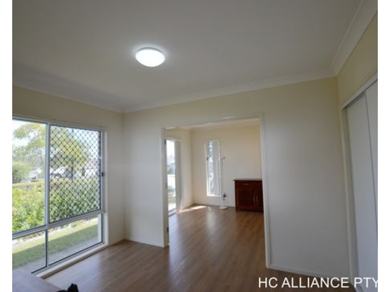2 ROBERTS CRES, Bellbird Park QLD 4300