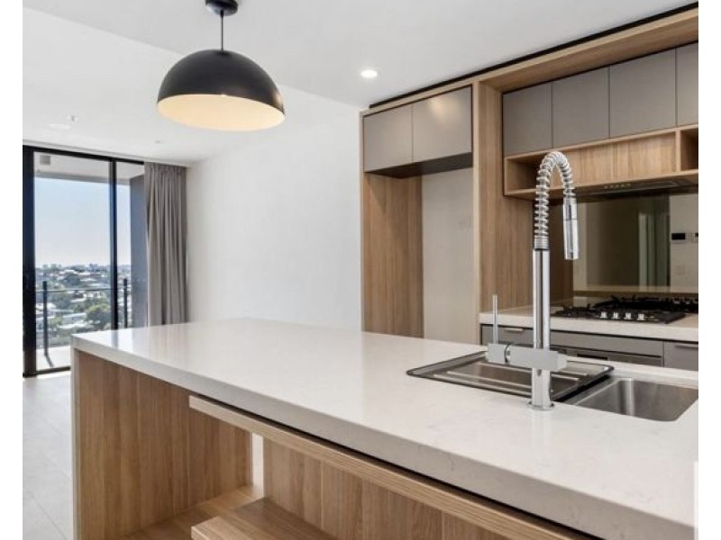 1504/17 Deshon Street, Woolloongabba QLD 4102