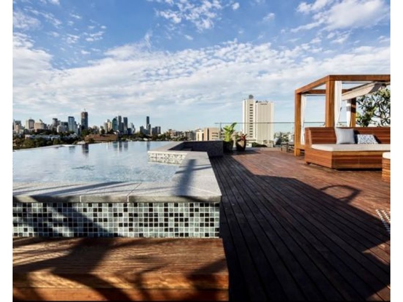 304/17 Gibbon Street, Woolloongabba QLD 4102