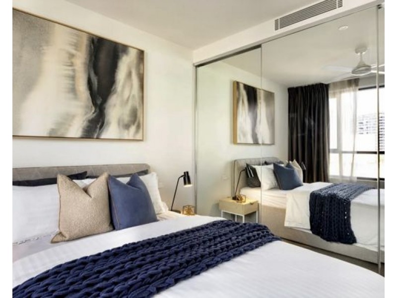 304/17 Gibbon Street, Woolloongabba QLD 4102