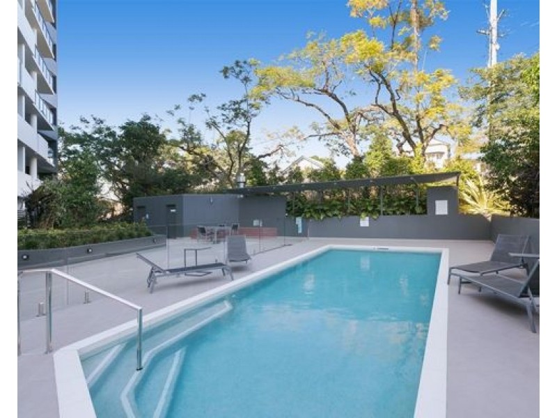 12 68 Benson Street, Toowong QLD 4066