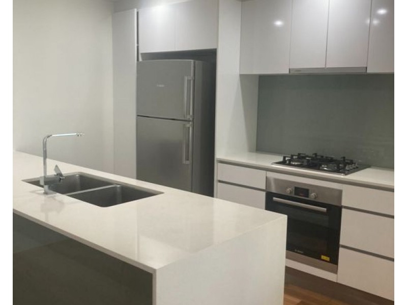 12 68 Benson Street, Toowong QLD 4066