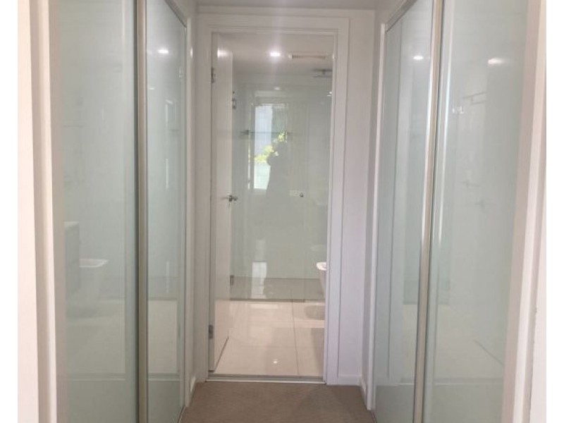 12 68 Benson Street, Toowong QLD 4066