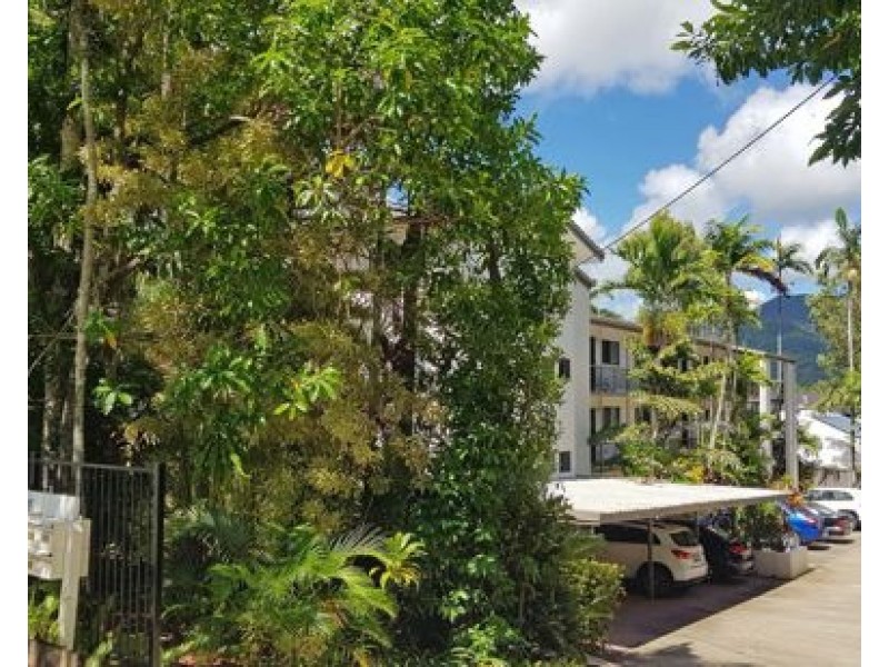 8 83-85 Moore Street, Trinity Beach QLD 4879