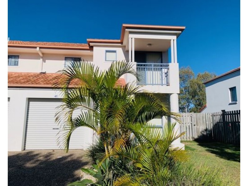 41/2 Studio Drive, Pacific Pines QLD 4211