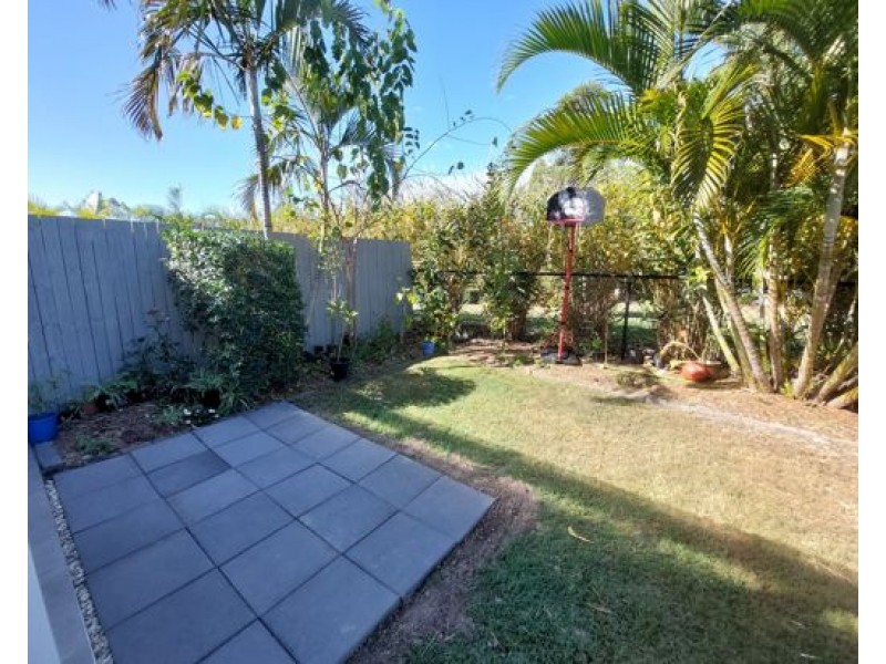 41/2 Studio Drive, Pacific Pines QLD 4211