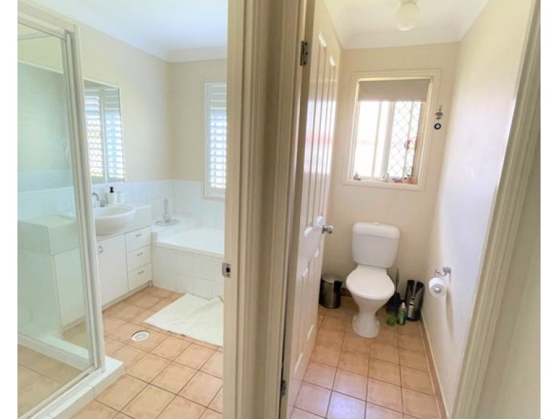 62 COORA ST, Wishart QLD 4122