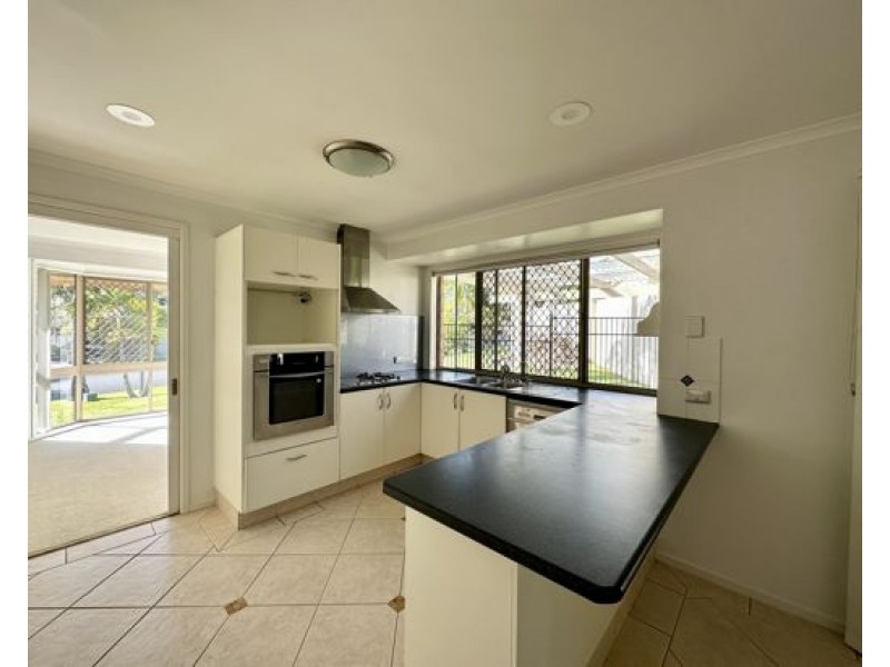 11 Ben Hogan Crescent, Parkwood QLD 4214