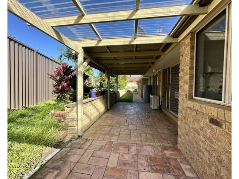 11 Ben Hogan Crescent, Parkwood QLD 4214