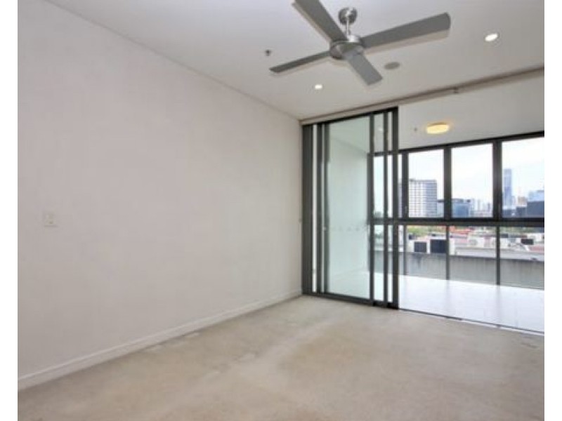 1032/16 Hamilton Place, Bowen Hills QLD 4006