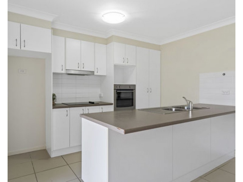 1 Chrysanthus Street, Crestmead QLD 4132