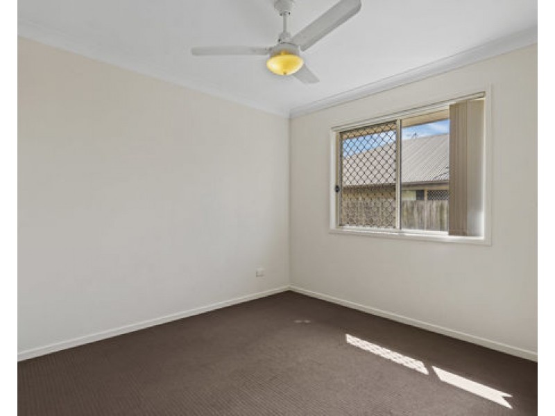 1 Chrysanthus Street, Crestmead QLD 4132
