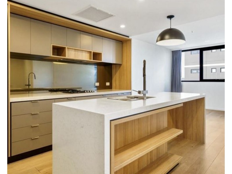 710/17 Deshon Street, Woolloongabba QLD 4102