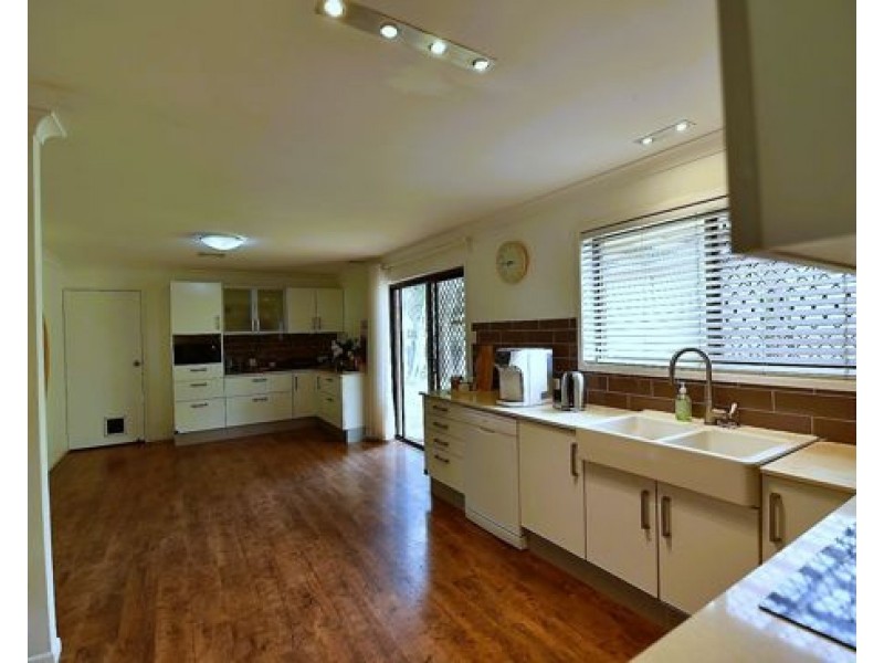 333 Manly Road, Manly West QLD 4179