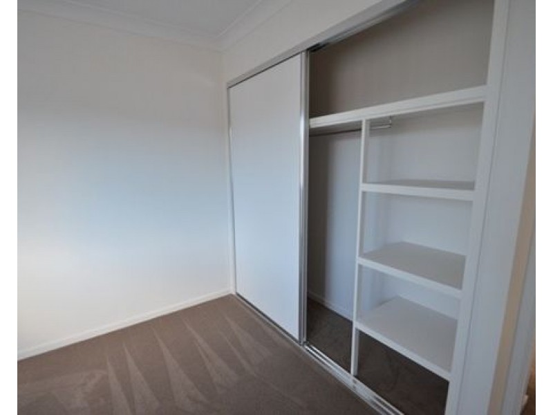 34/131 McAuley Parade, Pacific Pines QLD 4211