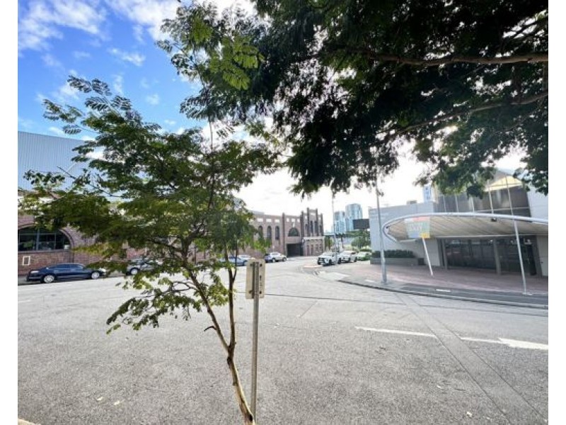 587 GREGORY TERRACE, Bowen Hills QLD 4006